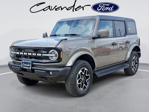 Gray 2026 Ford Bronco Outer Banks SUV