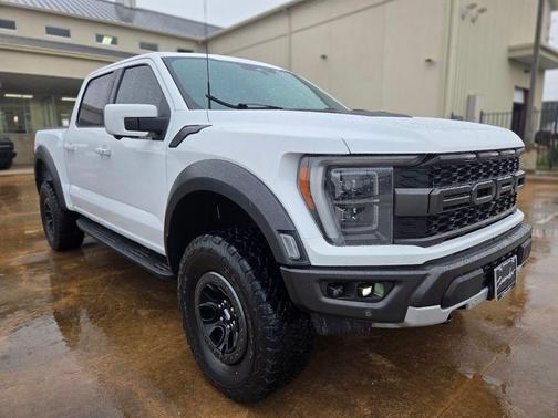 Oxford White 2023 Ford F-150 Raptor