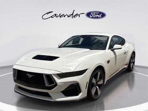 Wimbledon White 2025 Ford Mustang GT Premium Coupe