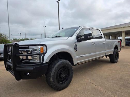 2019 Ford F-350 Lariat Super Duty