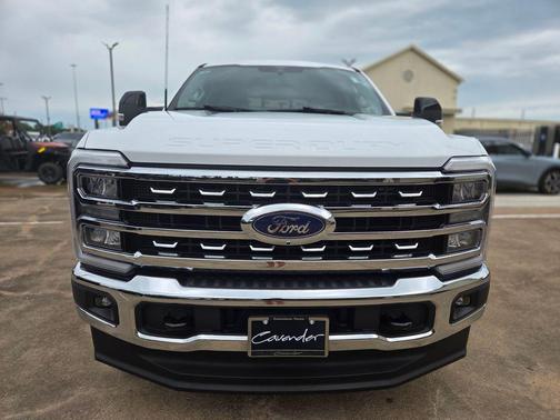 OXFORD WHITE 2025 Ford F-350 Lariat