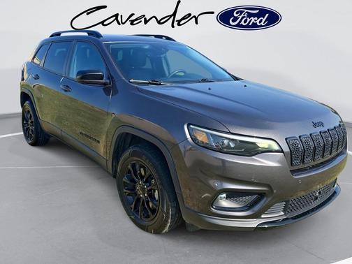 2023 Jeep Cherokee Altitude Lux