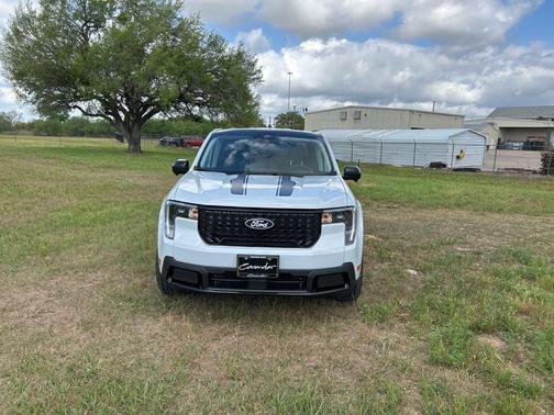 Space White Metallic 2026 Ford Maverick Lariat