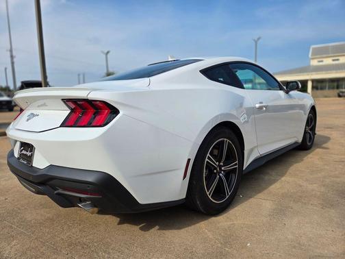 Oxford White 2024 Ford Mustang EcoBoost Premium