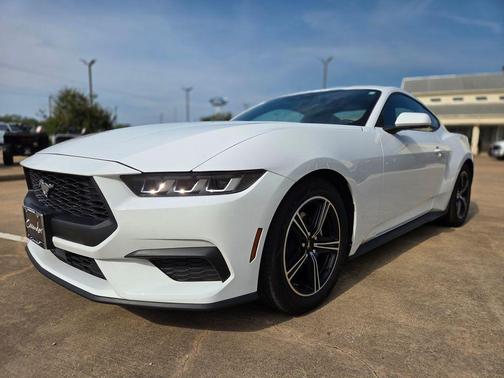 Oxford White 2024 Ford Mustang EcoBoost Premium