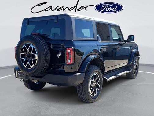 Black 2026 Ford Bronco Outer Banks