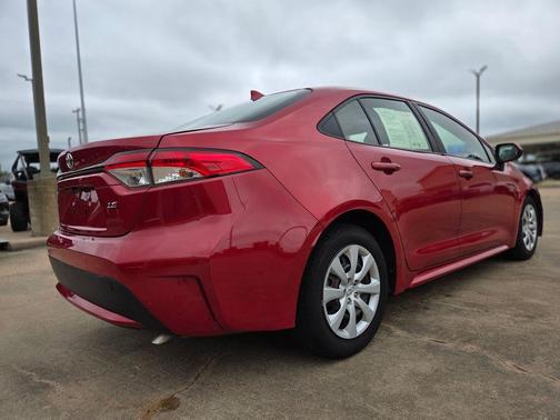 Barcelona Red Metallic 2020 Toyota Corolla LE