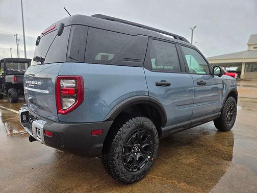 AZURE GRAY METALLIC TRI-COAT 2026 Ford Bronco Sport Badlands