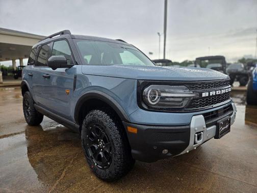 AZURE GRAY METALLIC TRI-COAT 2026 Ford Bronco Sport Badlands