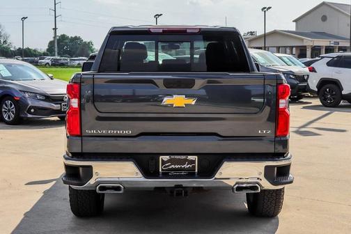 Photo 4 of 29 of 2022 Chevrolet Silverado 1500 Limited LTZ