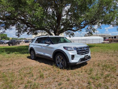 White 2026 Ford Explorer Active