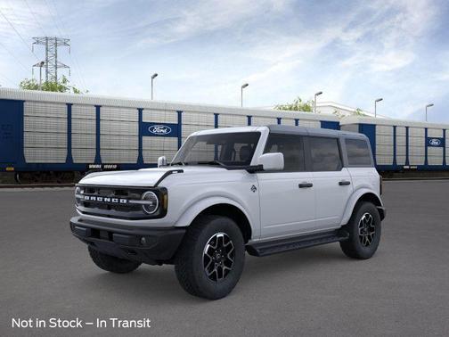 Oxford White 2026 Ford Bronco Outer Banks SUV