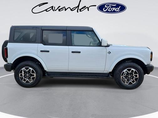 White 2026 Ford Bronco Outer Banks