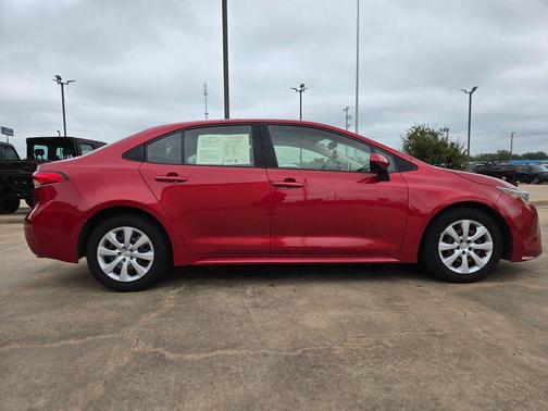 Barcelona Red Metallic 2020 Toyota Corolla LE