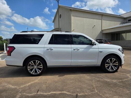 Star White Metallic Tri-Coat 2021 Ford Expedition Max King Ranch