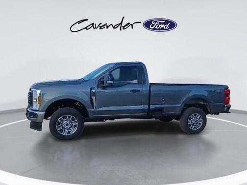 2025 Ford F-350 XLT
