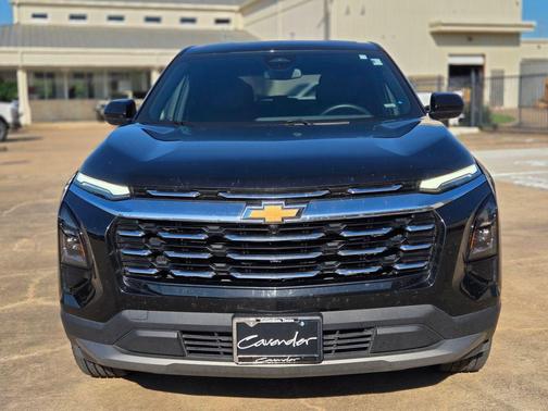 Mosaic Black Metallic 2026 Chevrolet Equinox LT