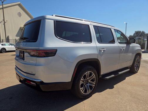 Silver Zynith 2024 Jeep Wagoneer Series II 4x2