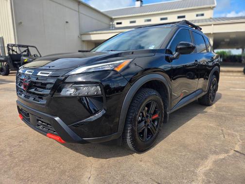 Super Black 2025 Nissan Rogue Rock Creek