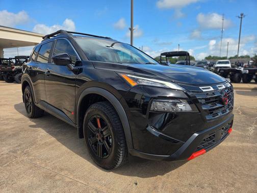 Super Black 2025 Nissan Rogue Rock Creek