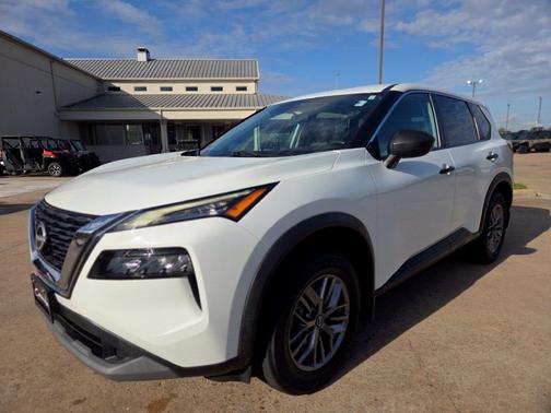 Glacier White 2022 Nissan Rogue S