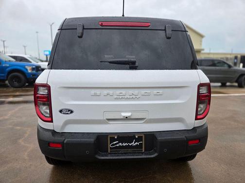 OXFORD WHITE 2026 Ford Bronco Sport Outer Banks