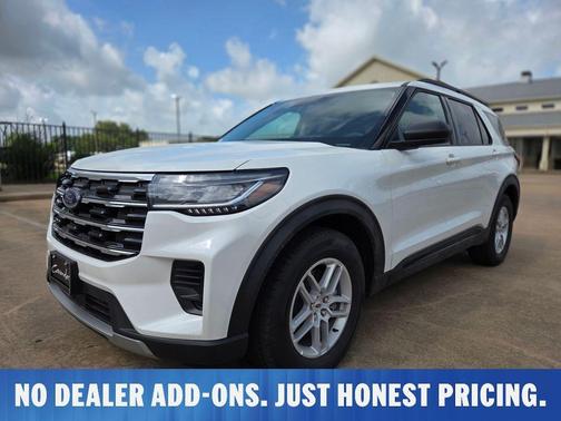 STAR WHITE MET TRI-COAT 2026 Ford Explorer Active w/200A Pkg