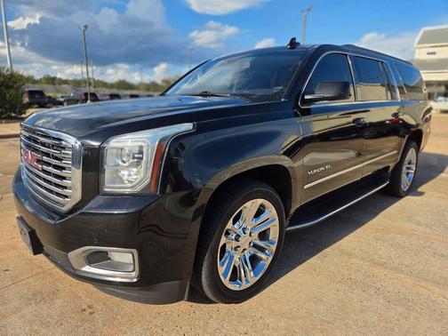 Onyx Black 2018 GMC Yukon XL SLT