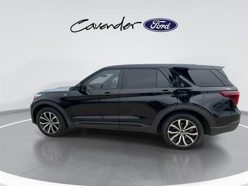 2022 Ford Explorer ST-Line