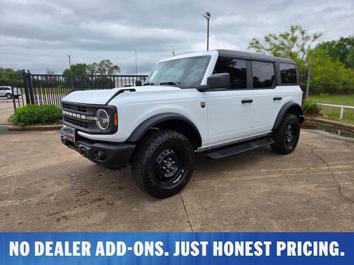 Oxford White 2026 Ford Bronco Big Bend SUV