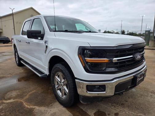 OXFORD WHITE 2025 Ford F-150 XLT
