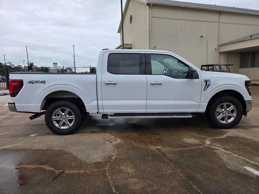 OXFORD WHITE 2025 Ford F-150 XLT