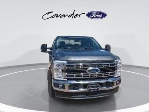 2025 Ford F-350 XLT