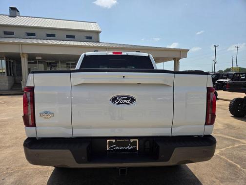 Star White Metallic Tri-Coat 2026 Ford F-150 King Ranch