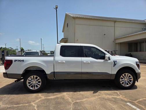 Star White Metallic Tri-Coat 2026 Ford F-150 King Ranch