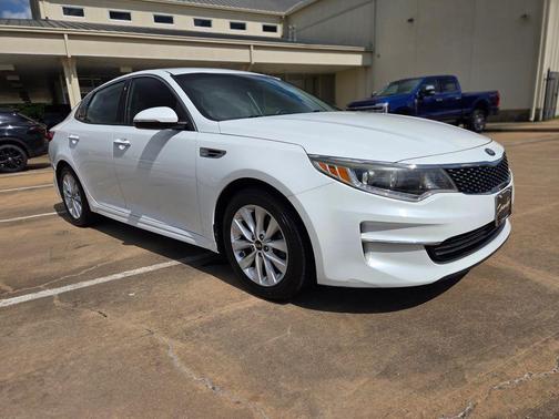 Snow White Pearl 2018 Kia Optima EX