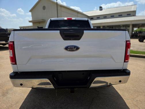 Oxford White 2018 Ford F-150 XLT