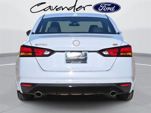 2025 Nissan Altima SR