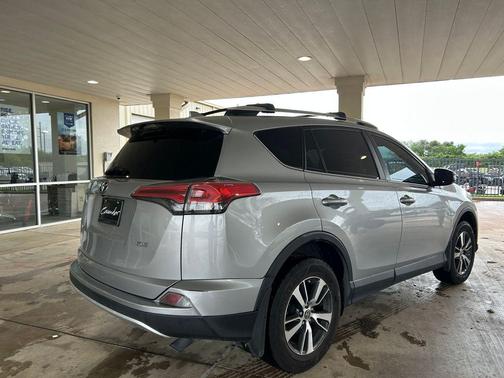 Silver Sky Metallic 2016 Toyota RAV4 XLE