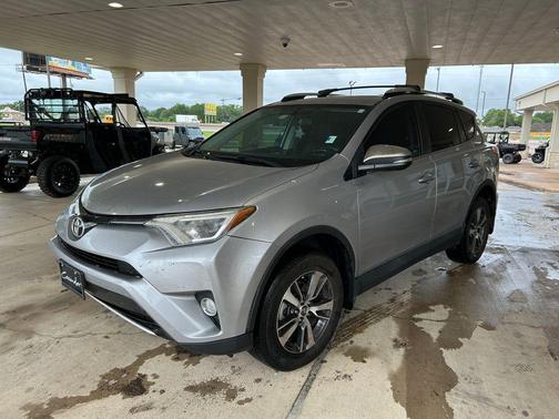 Silver Sky Metallic 2016 Toyota RAV4 XLE