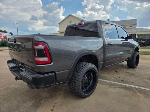 Granite Crystal Metallic Clearcoat 2019 RAM 1500 Rebel