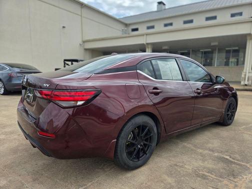 Rosewood Metallic 2021 Nissan Sentra SV