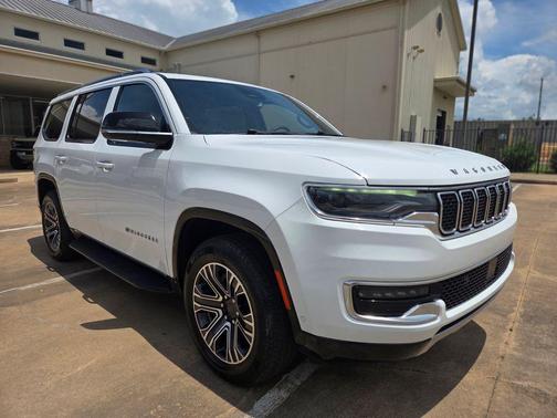 Bright White Clearcoat 2024 Jeep Wagoneer Series II 4x2