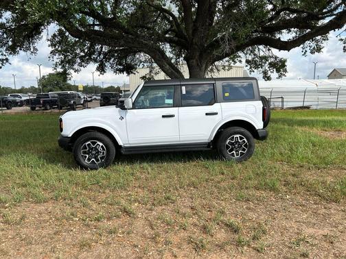 White 2026 Ford Bronco Outer Banks