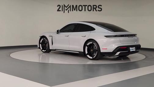 2022 Porsche Taycan Turbo