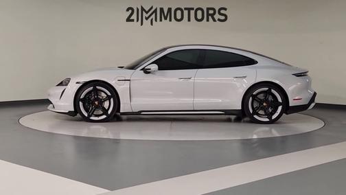 2022 Porsche Taycan Turbo