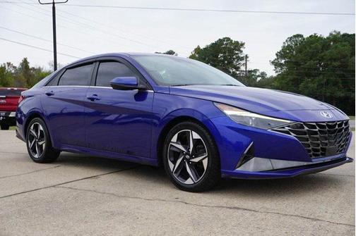 2021 Hyundai ELANTRA SEL
