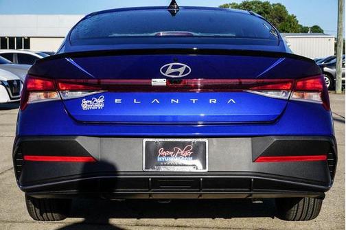 2025 Hyundai ELANTRA Sport