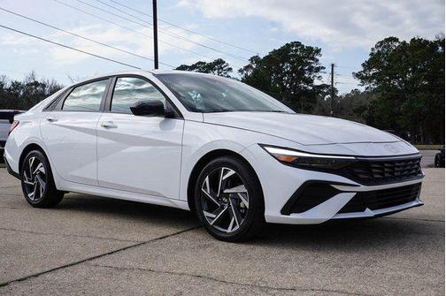 2025 Hyundai ELANTRA Sport