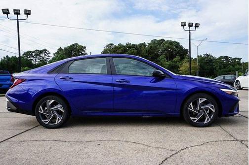 2025 Hyundai ELANTRA Sport